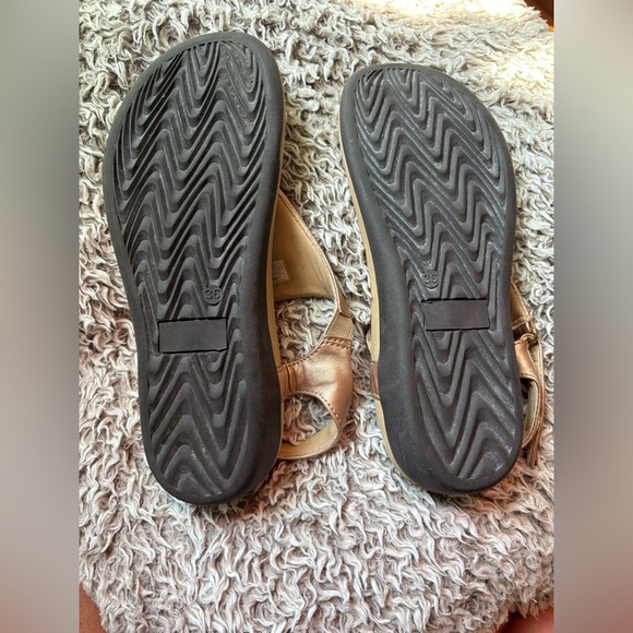 Blush pink sandals, tagged: 36 - Picture 8 of 8